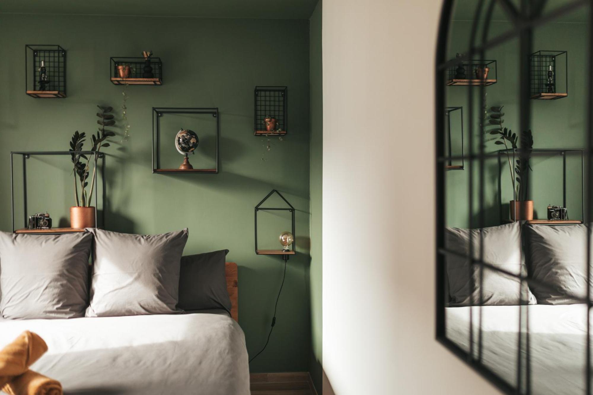 Appartement Thematique: Voyage Industriel Travers Екстериор снимка