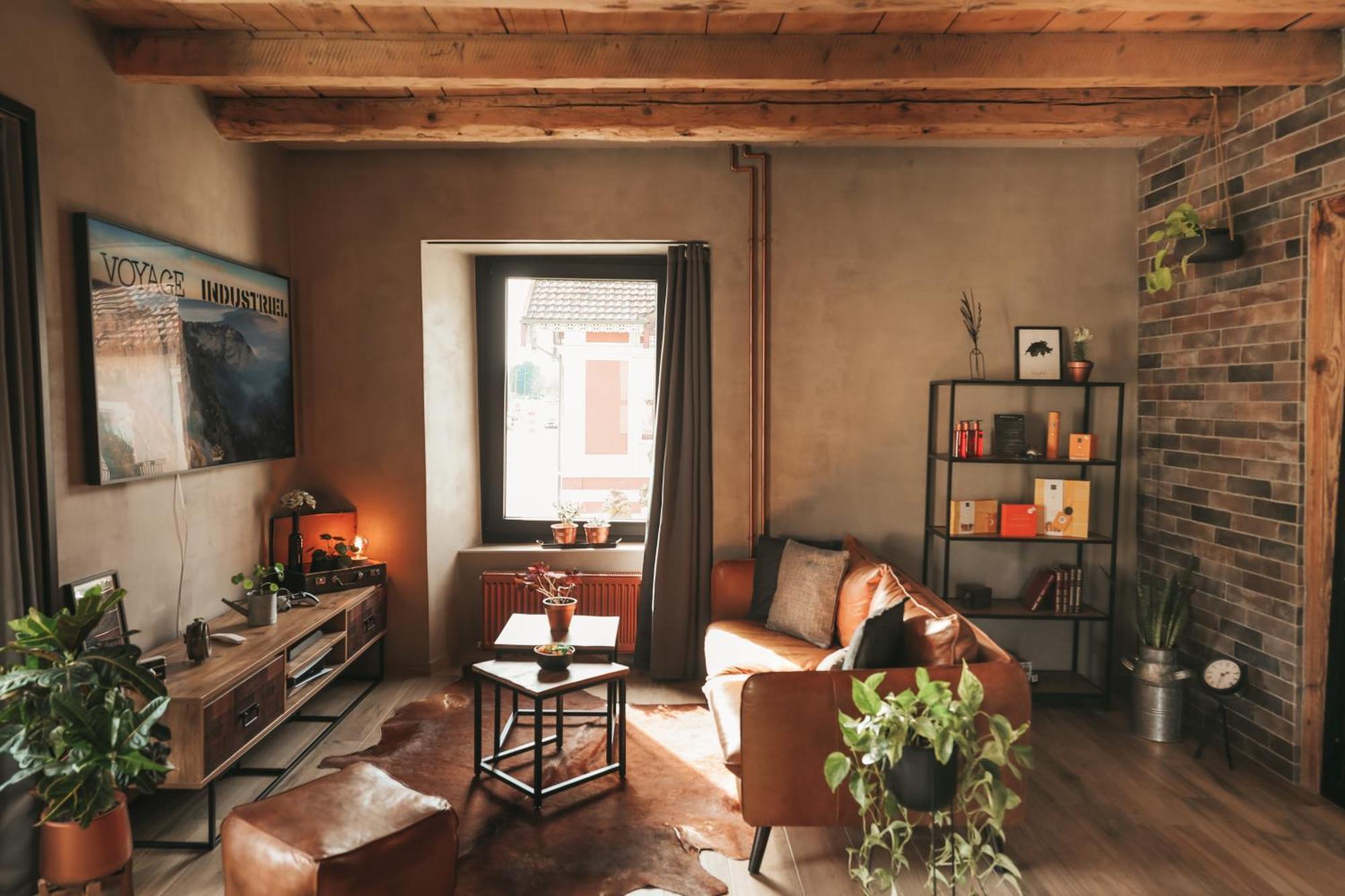 Appartement Thematique: Voyage Industriel Travers Екстериор снимка